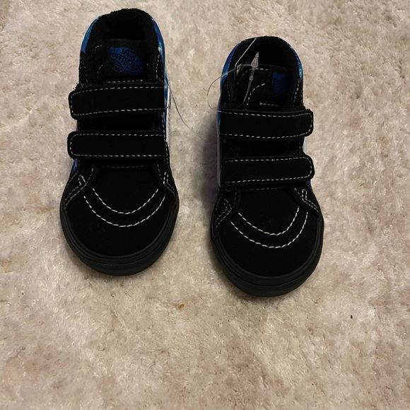 Vans Shoes - Picture 2 of 4